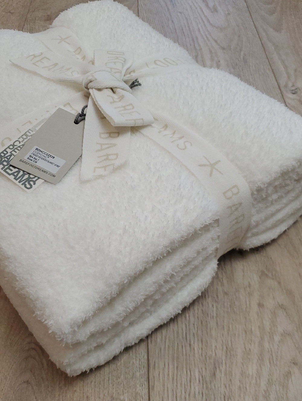 Barefoot Dreams CozyChic Stacked Rib Border Blanket Throw- Sea Salt NEW